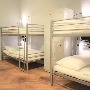 hostel-apartments.praguehotelsweb.com/
