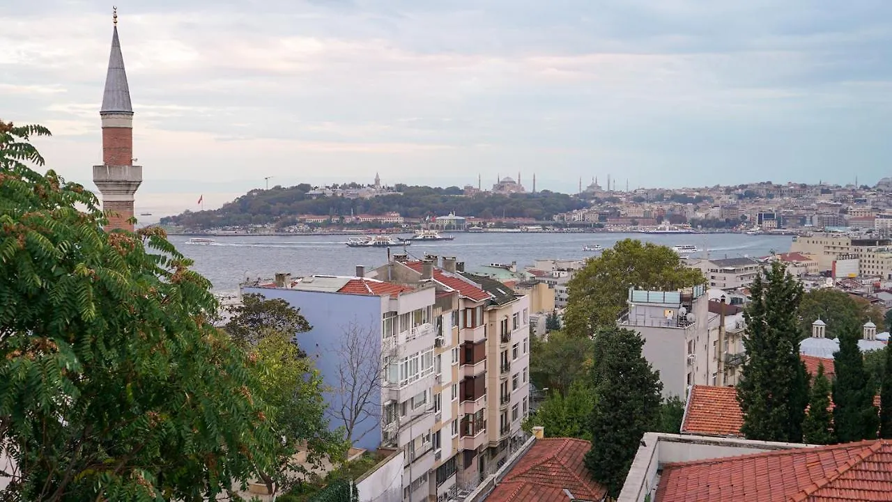 Fragments Hotel Istanbul
