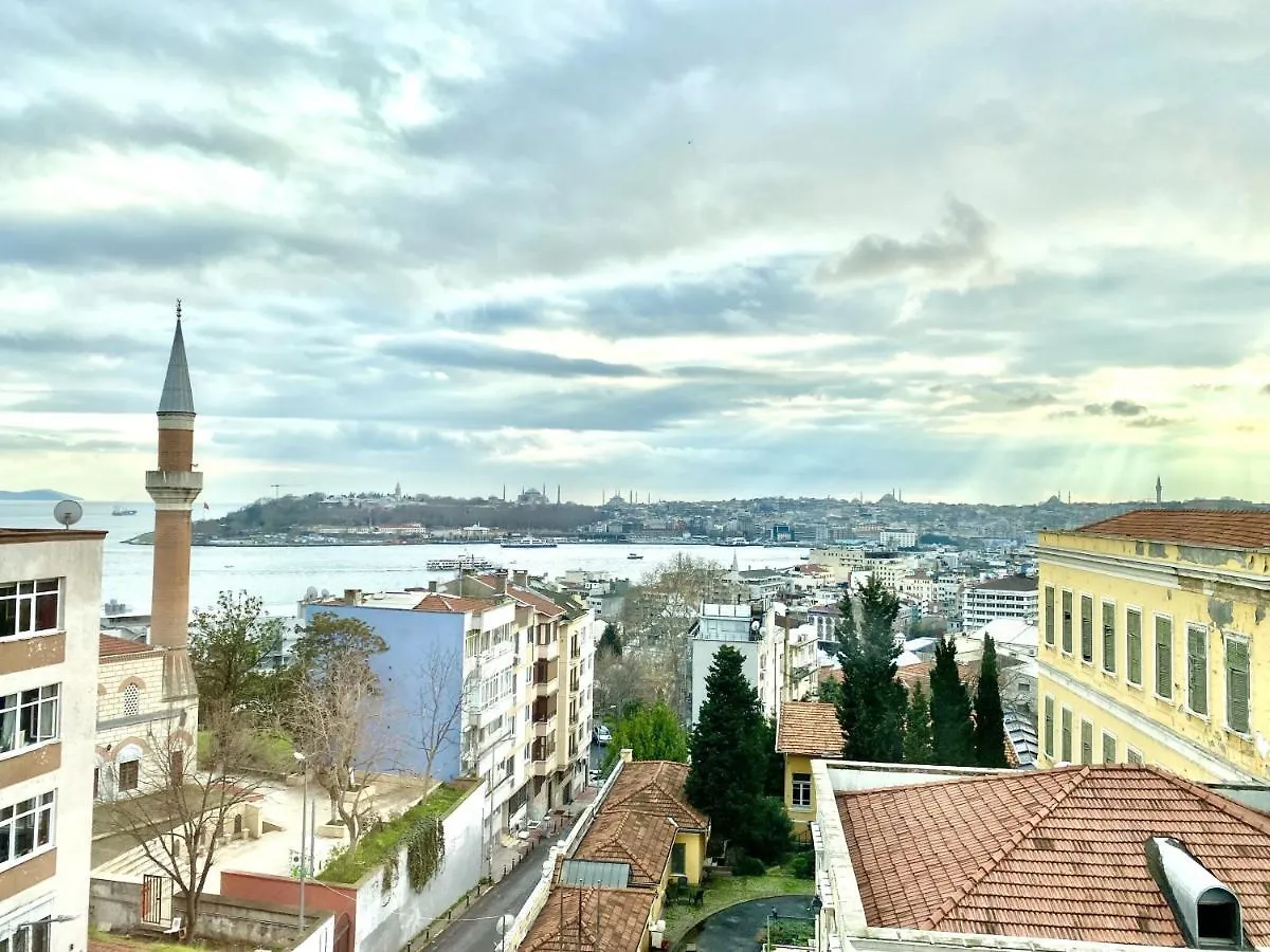 Fragments Hotel Istanbul