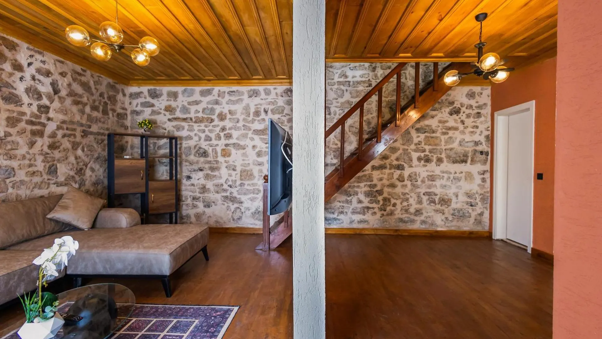Fragments Hotel Istanbul